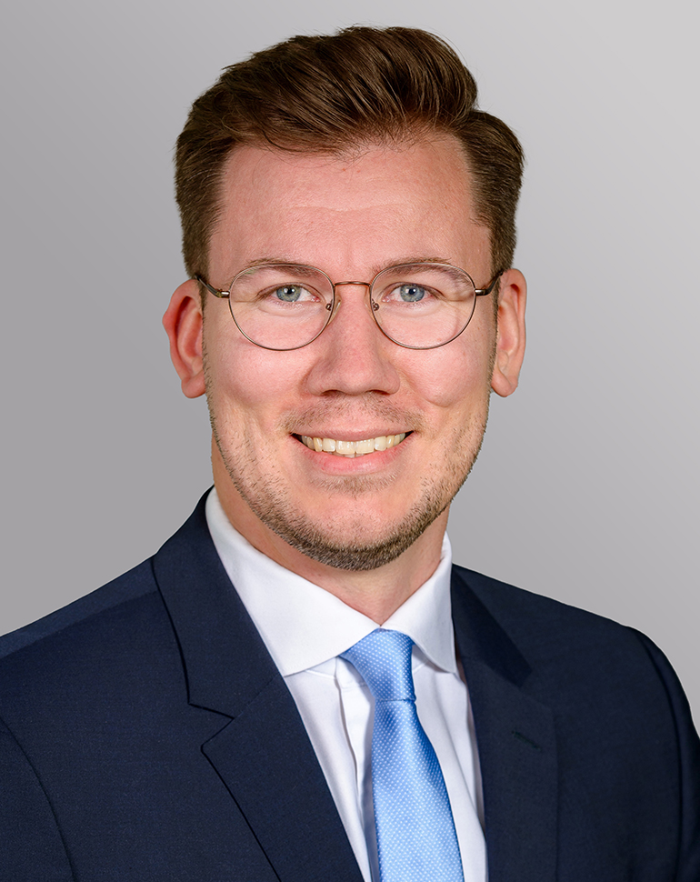 Max H. Becker, LL.M.