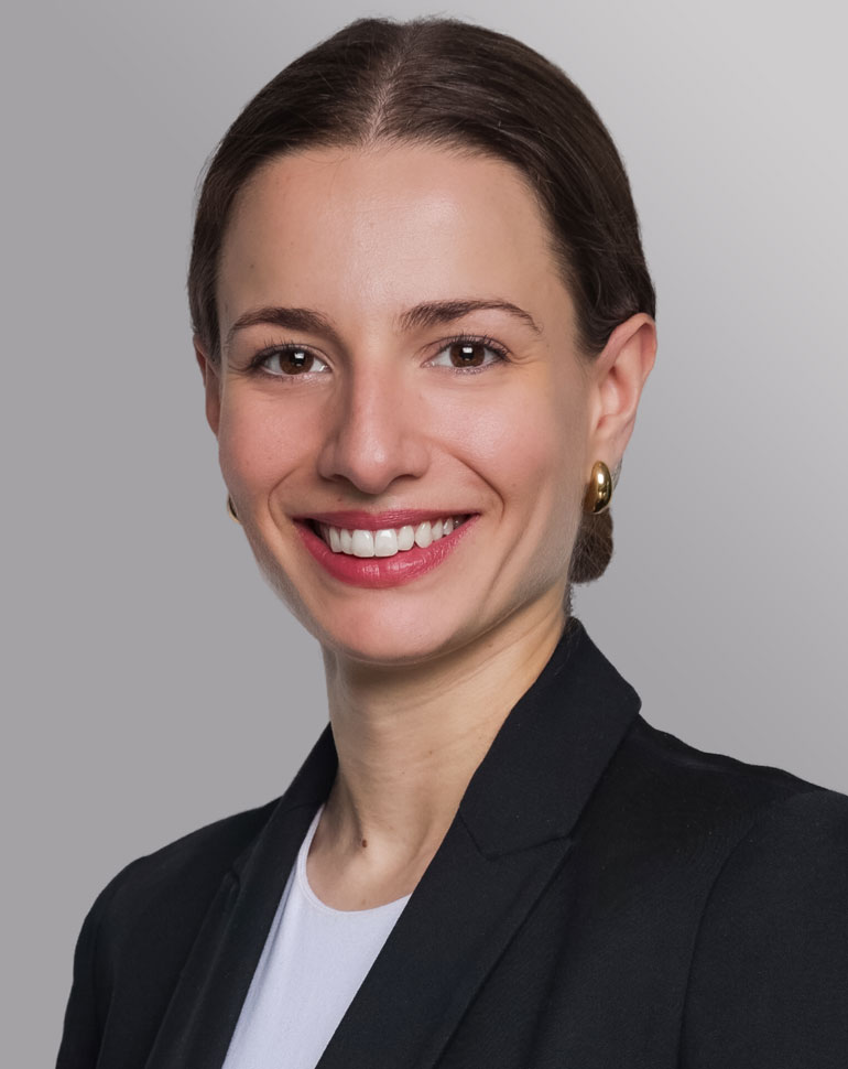 Nina Klünker, LL.M. (KCL)